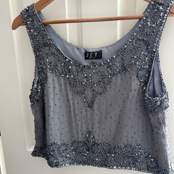 Women's silver 100% silk sequin cropped tank top. Sparkle and shine! Size M - Picture 7 of 8